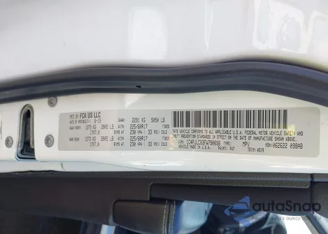 2015 Jeep Cherokee Latitude z USA, uszkodzony, nr VIN 1C4PJLCB3FW790698